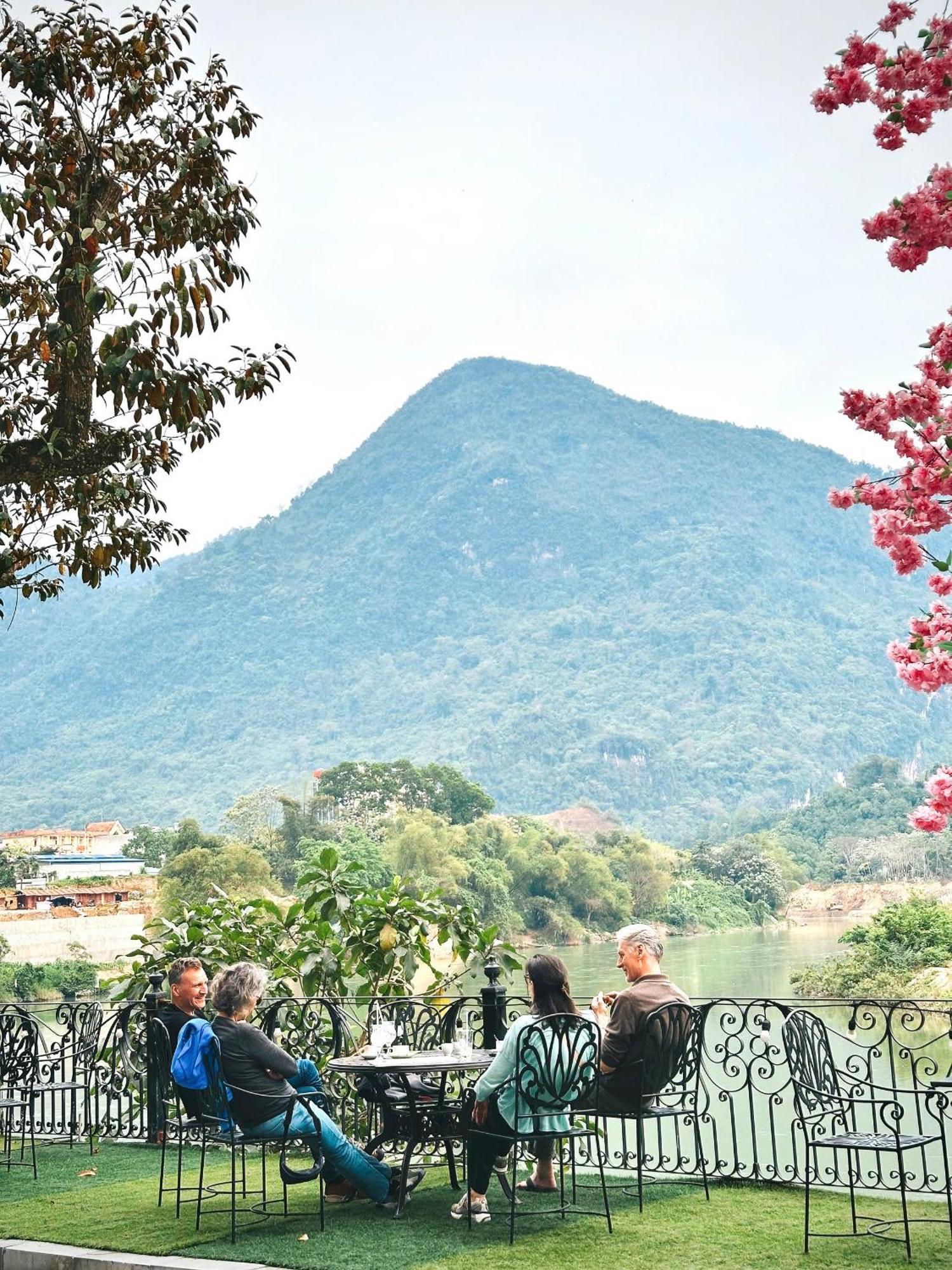 Phoenix Hotel Hà Giang Zewnętrze zdjęcie